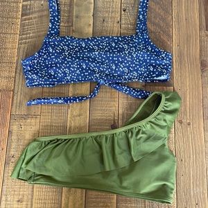 Two cute women’s bikini